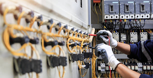 Professional Electrician technician working in Scaggsville, MD